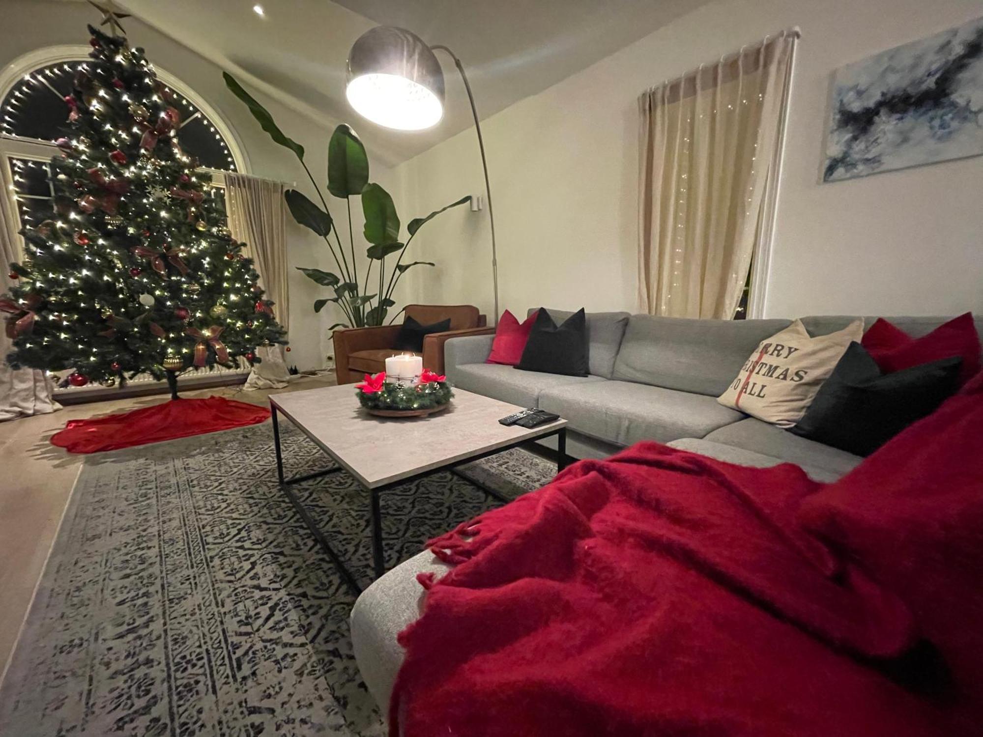 4-Bedroom Villa With Private Gym And Hot-Tub Reykjavík Eksteriør bilde